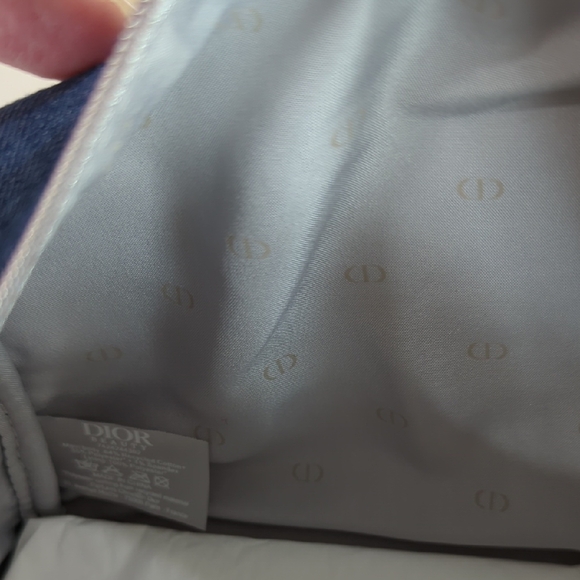 Dior Blue Cosmetic Bag with Skincare Set - Picture 4 of 8